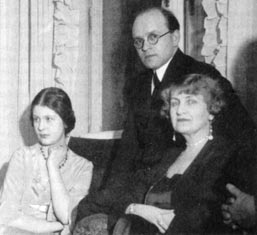 Alma Mahler, Manon und Johannes Hollnsteiner