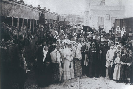 Arrival at Jerusalem Station of a train carrying pilgrims from Jaffa (the Jaffa – Jerusalem railway line was opened on 15 August 1892)